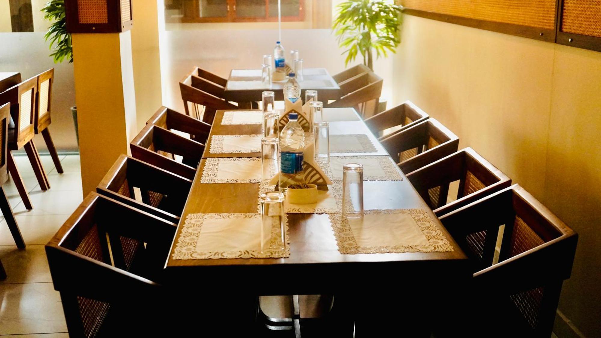 Kga Elite Continental Hotel Tiruvalla Dış mekan fotoğraf