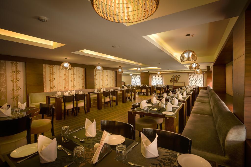 Kga Elite Continental Hotel Tiruvalla Dış mekan fotoğraf
