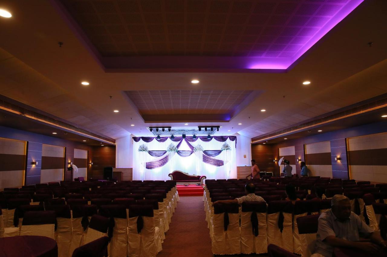 Kga Elite Continental Hotel Tiruvalla Dış mekan fotoğraf